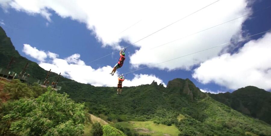 Oahu: Kualoa Jurassic Valley Zipline Tour - The safety briefing and first launch