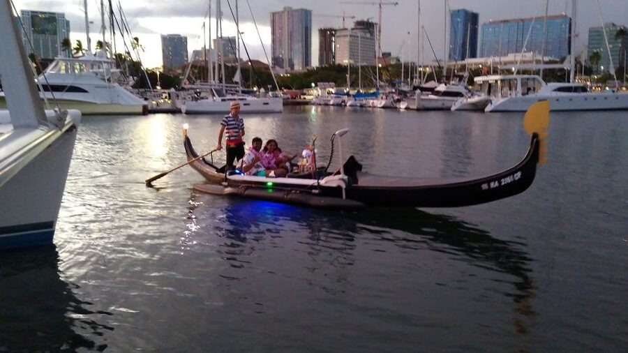 Oahu: Luxury Gondola Cruise with Drinks and Pastries - Singing, pastries, drinks, and the Hawaiian lei