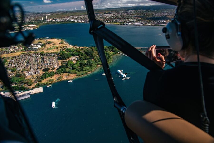 Oahu: Path to Pali 30-Minute Doors On or Off Helicopter Tour - Pearl Harbor and the USS Arizona Memorial