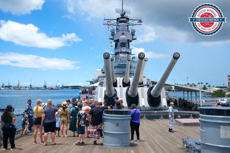Oahu: Pearl Harbor Tour with USS Arizona Memorial - Crossing the Harbor Toward the Mighty Mo