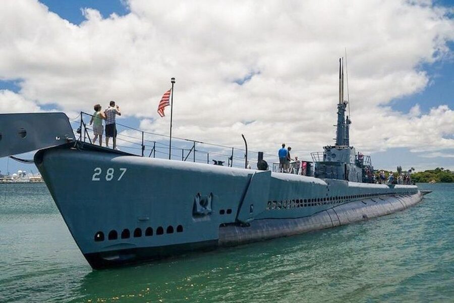 Oahu: Pearl Harbor, USS Arizona, and City Tour - Crossing Battleship Row to the USS Arizona Memorial