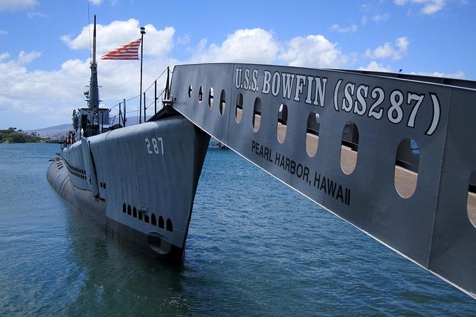 Oahu: Pearl Harbor USS Arizona Memorial & Battleship Missouri - Practical rules that can change your day