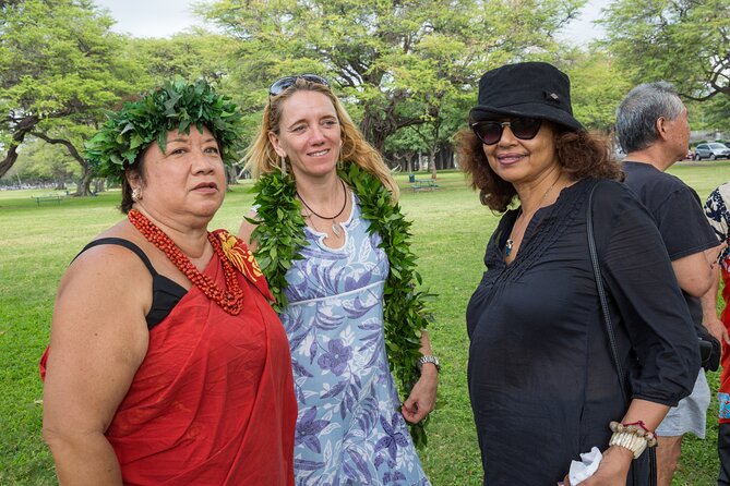 Oahu Personalized Private Tour - Diamond Head and the south coast