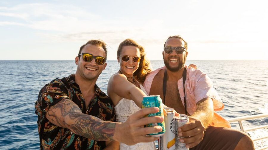 Oahu: Premium Waikiki Sunset Party Cruise with Live DJ - What the boat feels like in practice