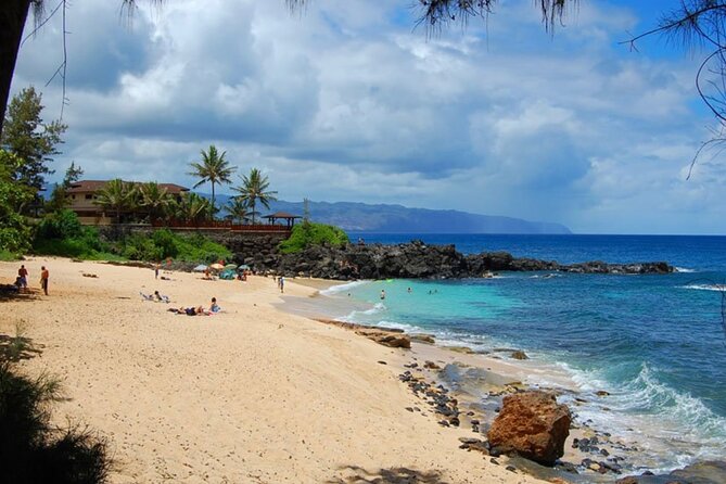 Oahu Private Tour North Shore, Waimea Falls and Dole Plantation - Key points at a glance