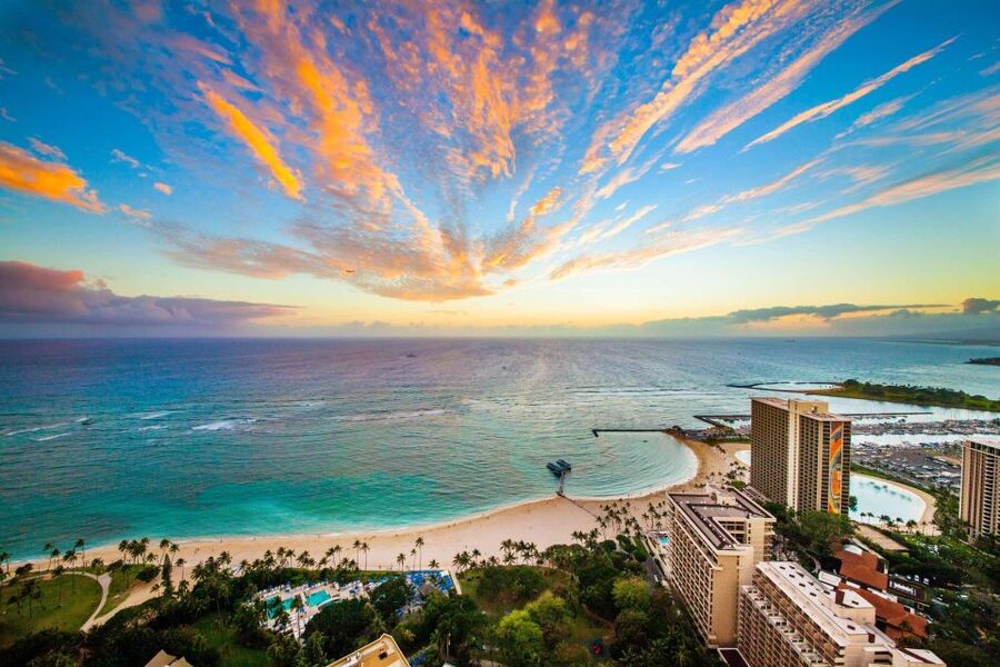 Oahu: Private Transfer to/from Honolulu Airport - Waikiki - Finding the driver at Terminal 1