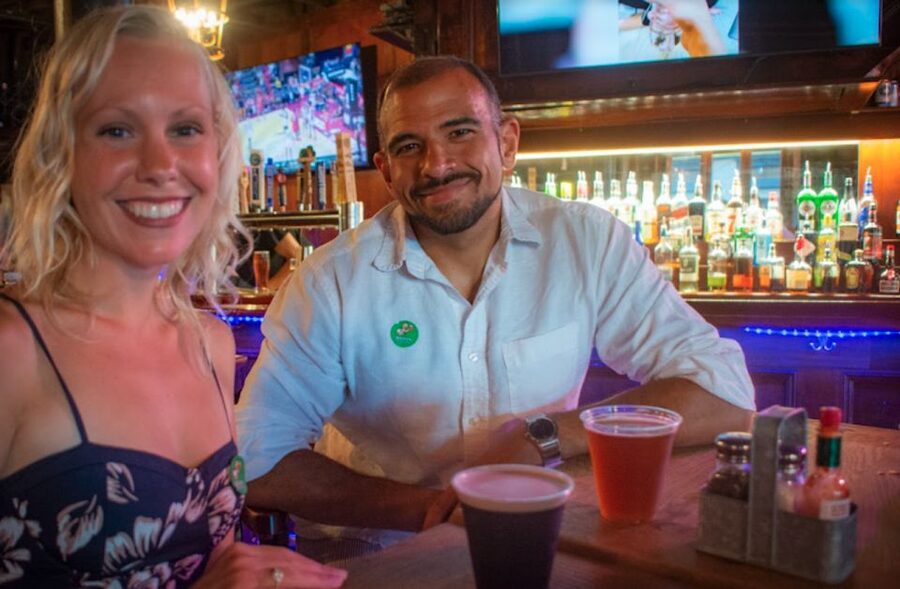 Oahu: Sips & Secrets of Hawaii Pub Crawl - Why a Waikiki pub crawl can teach you something