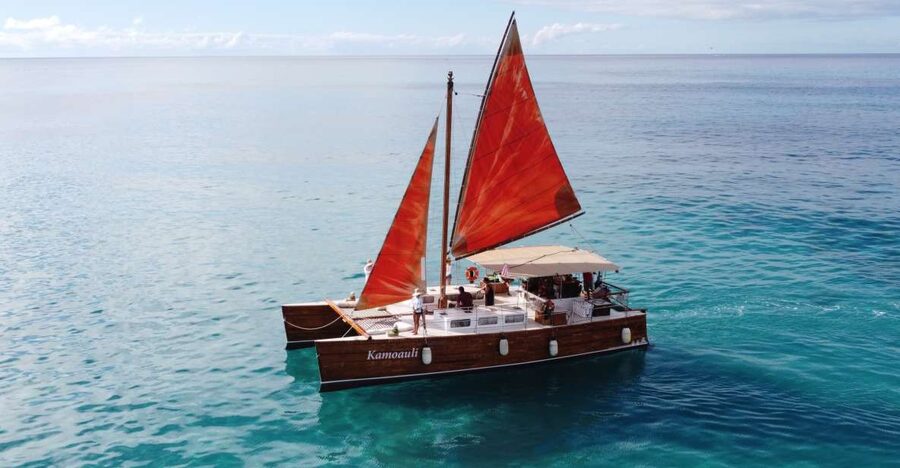 Oahu: Traditional Canoe Sunset Cruise with Dinner - Key Points Before You Book