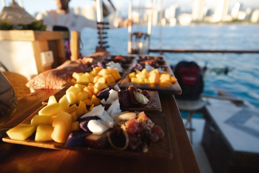 Oahu: Traditional Canoe Sunset Cruise with Dinner - Finding the Canoe at Kewalo Harbor