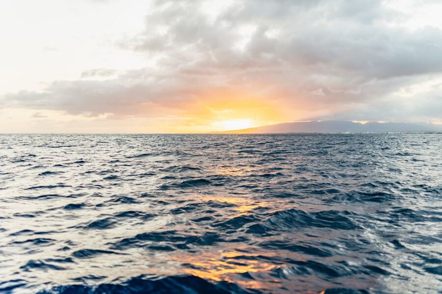 Oahu: Waikiki Sunset Catamaran Cocktail Cruise - A 90-minute route along the Waikiki coast