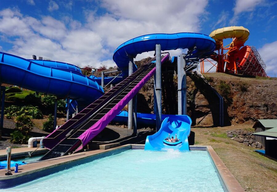 Oahu: Wet 'n' Wild Waterpark Ticket with Waikiki Transfer - Waikiki Drop-Off and the Ride Home