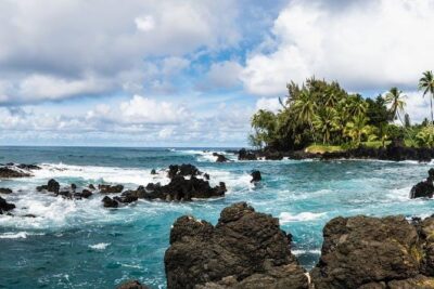 One Day Heavenly Hana Tour: Island Hopping from Oahu to Maui