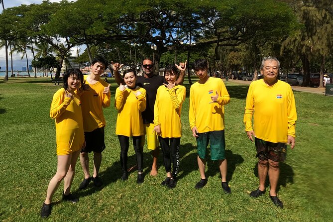 Open Group Surfing Lesson in Waikiki, Hawaii - Waikiki is a forgiving place to start