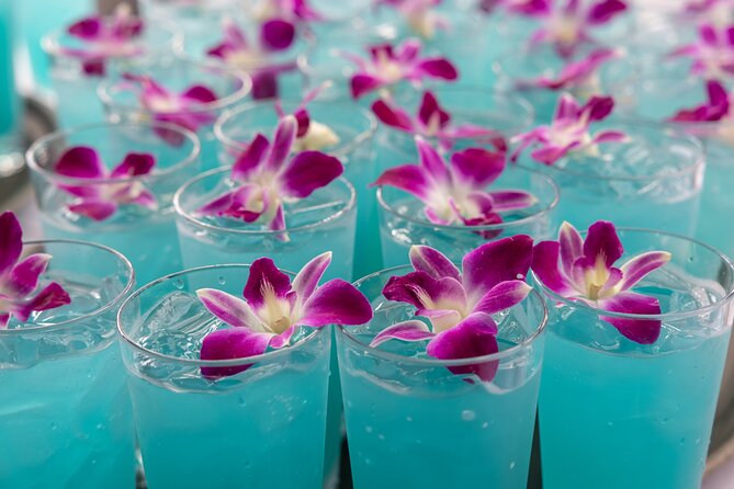 Paina Waikiki Luau at Waikiki Beach Marriott - Music, hula, and stories about Waikīkī