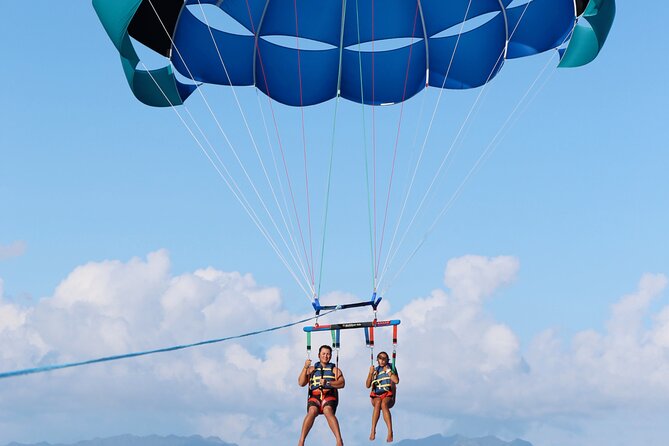 Parasailing in Waikiki from Oahu Hawaii - Kewalo Basin, safety gear, and the crew