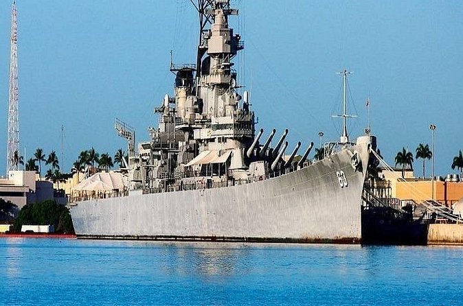 Pearl Harbor and Mini Circle Island Tour from Kauai - The Windward Coast and Kualoa views