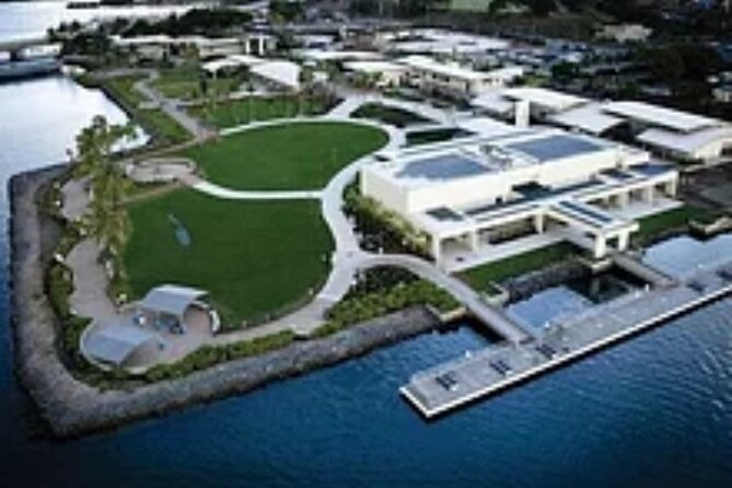 Pearl Harbor Arizona & Missouri tour from HNL Airport - The Pearl Harbor National Memorial gives you the setting