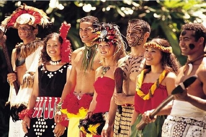 Pearl Harbor, Dole Plantation, and Polynesian Center from Kauai - The North Shore adds ocean views and famous surf