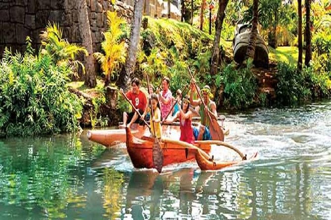 Pearl Harbor, Dole Plantation, and Polynesian Center from Maui - One day, five very different sides of Oahu