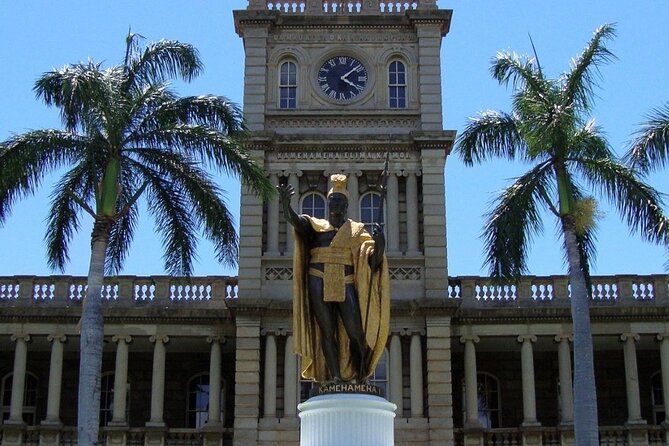 Pearl Harbor [Early Access], USS Arizona & Historic Honolulu Tour - King Kamehameha and Aliiolani Hale