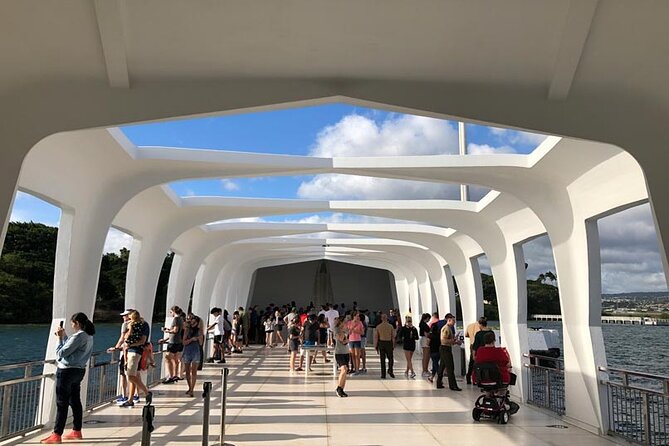 Pearl Harbor USS Arizona and USS Missouri "Private" - Who will enjoy this tour most