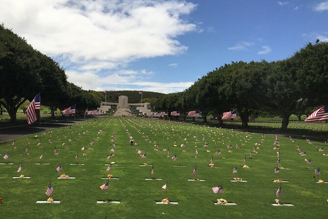 Pearl Harbor, USS Arizona Memorial & Honolulu City Tour - The Pearl Harbor Aviation Museum and Hangar 79