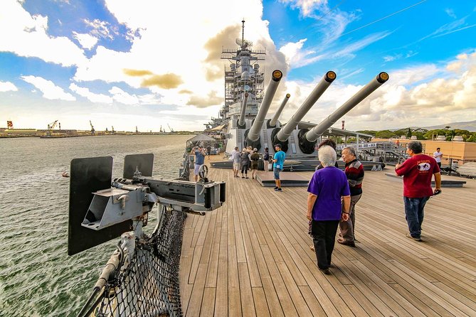 Pearl Harbor: USS Arizona Memorial & USS Missouri Battleship Tour from Waikiki - The Pearl Harbor Visitor Center sets the tone