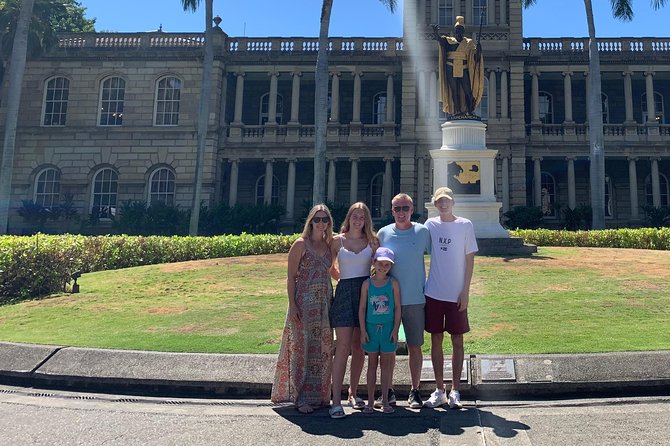 Pearl Harbor & USS Arizona Small-Group Tour [Early Access] - Leaving Waikiki before the morning crowds