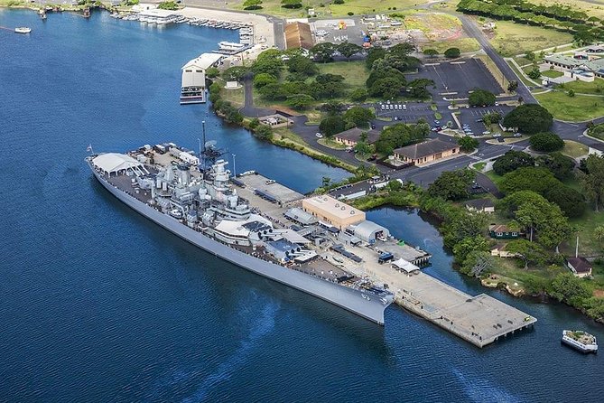 Premium Pearl Harbor Small Group Tour with Lunch - Pearl Harbor Visitor Center: begin with the setting