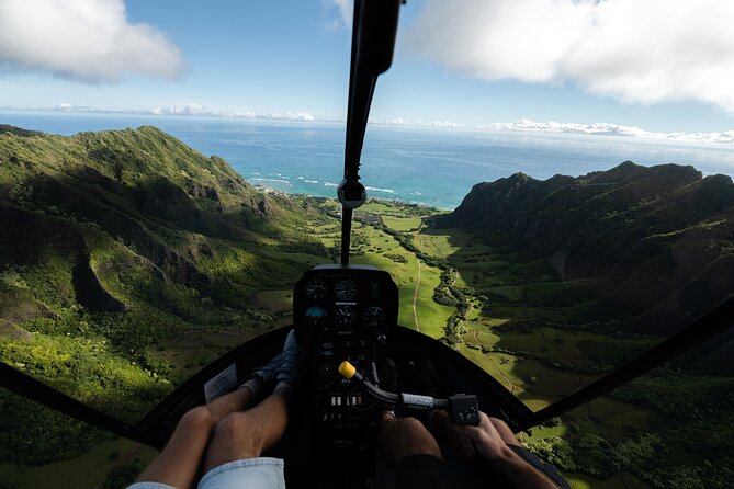 Private 60 Minutes Helicopter Tour in Honolulu - Why a full hour changes the view of Oahu