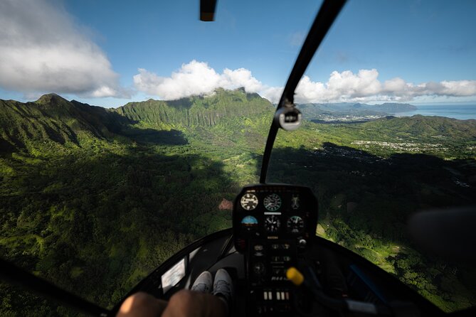 Private 60 Minutes Helicopter Tour in Honolulu - Honolulu Harbor, Waikiki, and Diamond Head