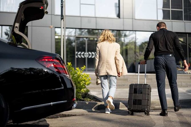 Private Arrival Transfer: Honolulu International Airport to Oahu Hotels or Cruise Terminal - The people can make the difference