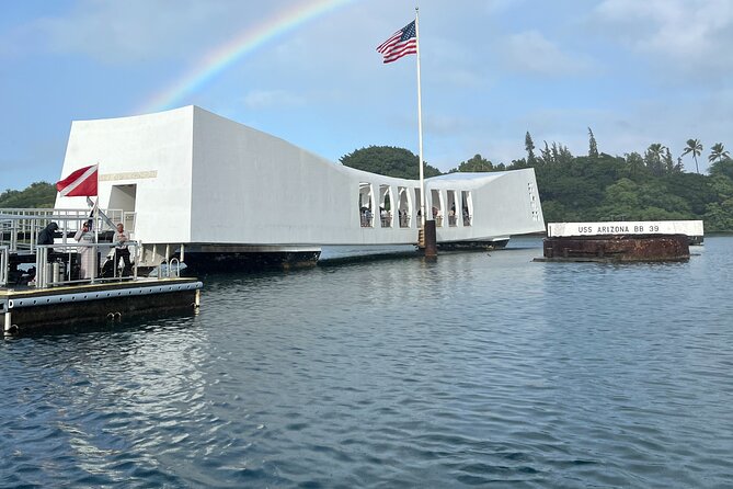 Private "Limousine" USS Arizona Memorial & Cultural Honolulu Tour - Key points to know
