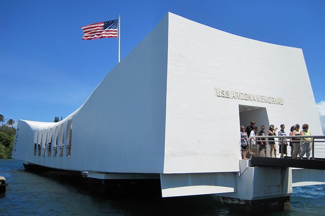 Private Pearl Harbor and Honolulu City Tour - Iolani Palace and Hawaii’s royal past