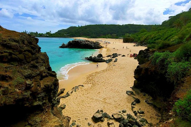 Private Tour Oahu Circle Island - Fully Personalized Experience - Food, Dole Plantation, and time off the road