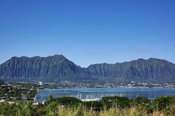 Private Tour of Oahu for 6 to 11 people - up to 8 hours - The guides make the biggest difference