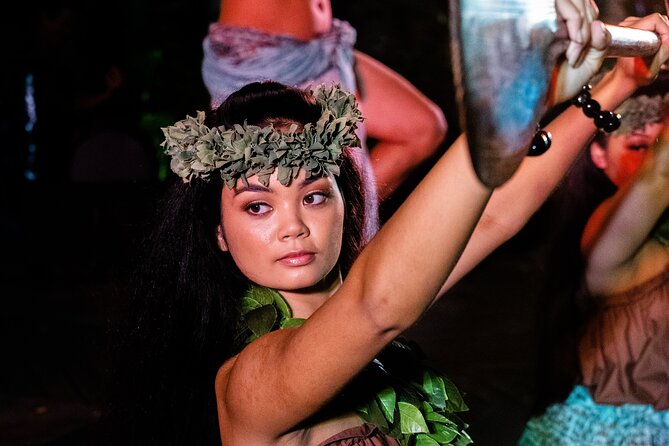 Queens Waikiki Luau with Dinner Buffet and Cultural Activities - Who will enjoy this luau most