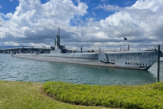 Roundtrip Shuttle from Waikiki-Pearl Harbor National Memorial - Why this $15 shuttle works well from Waikiki