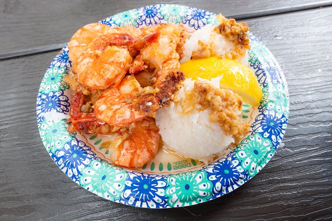 Sights & Bites Ultimate Oahu Circle Island Foodie Tour - Macadamia coffee and local gift shopping