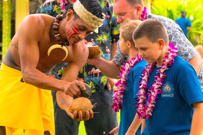 Toa Luau at Waimea Valley, Oahu - Getting There From Waikiki
