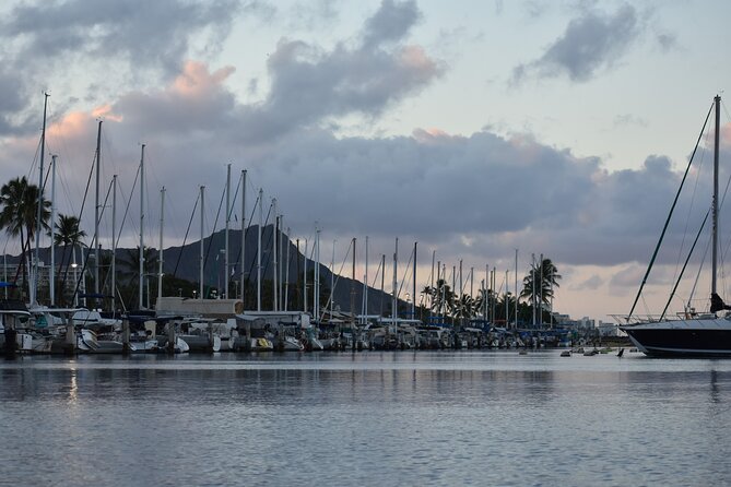 Valentine's Venetian Gondola Cruise in Waikiki - The best occasions for this experience