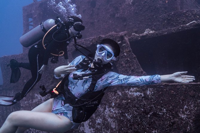 Waikiki 2 Tank World Class Wreck SCUBA Diving - Certified Only - Certification is a real requirement