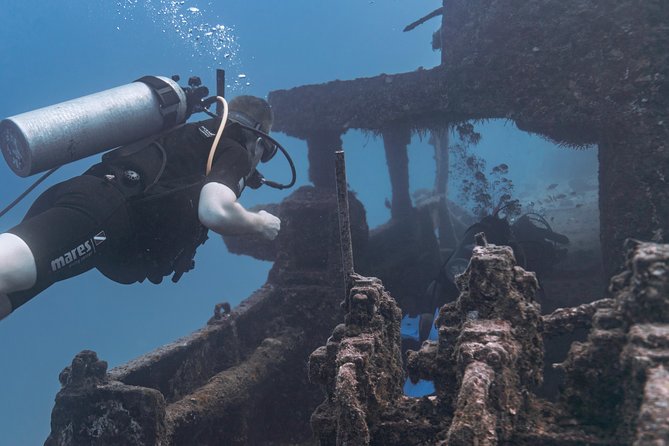 Waikiki 2 Tank World Class Wreck SCUBA Diving - Certified Only - Guides who keep the morning moving