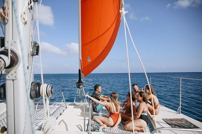Waikiki 3pm Tradewind Sail - Open Bar Included - Sailing toward Diamond Head Lighthouse
