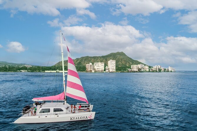 Waikiki: Friday Night Fireworks Catamaran Cruise - Practical details that affect your choice