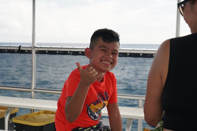 Waikiki Green Sea Turtle Snorkeling Tour - Boat Excursion - Turtle Canyon and the 90-minute water stop