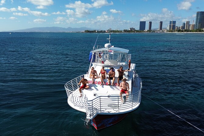 Waikiki, Hawaii: Deluxe Snorkel and Wildlife Cruise - Diamond Head Lighthouse and the Waikiki coast