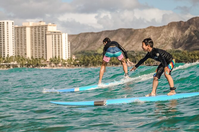 Waikiki Private Group Surf Lesson - The first 15 to 30 minutes: safety and board skills