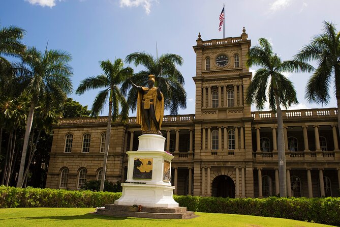 Waikiki Trolley Red Line Heroes & Legends Hop-on Hop-off Tour - Art, government, and the view at Punchbowl