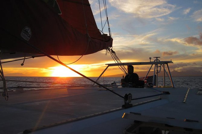 West Oahu Sunset Cocktail Cruise with Appetizers - Hawaiian seafaring stories under sail